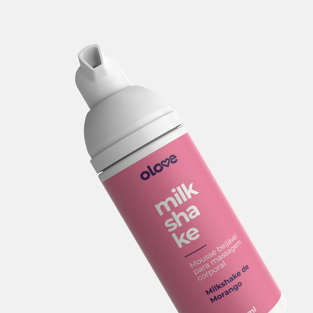 Mousse para Massagem Sensual Beij�vel Milkshake Olove 50ml - Vista em �ngulo do frasco com a tampa semi-aberta.