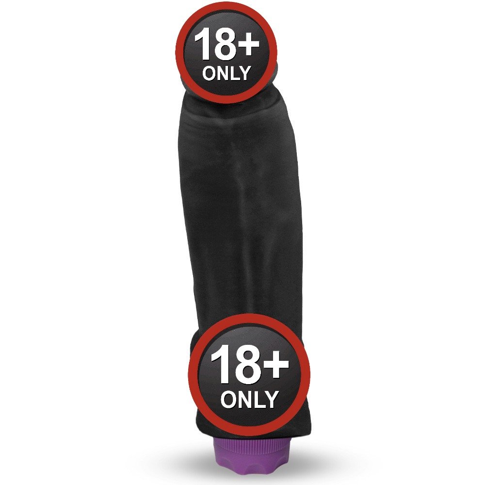 P�nis com Escroto e Vibrador 10 Velocidades Recarreg�vel Sedutor em vista lateral mostrando a bateria e o cabo USB