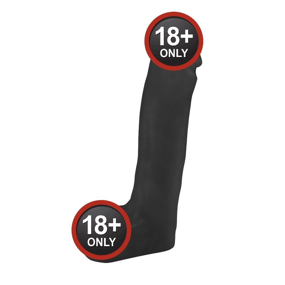 P�nis Gigante e Grosso Flex�vel com Escroto Benga 28 x 6,5cm Preto, mostrando a curvatura e a flexibilidade do PVC Toque Macio