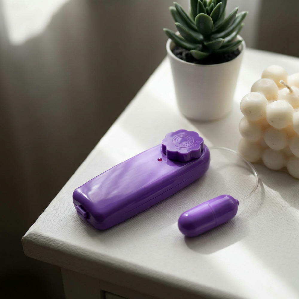 Vibrador Bullet Mini C�psula Roxo com Controle com Fio - Detalhe do controle
