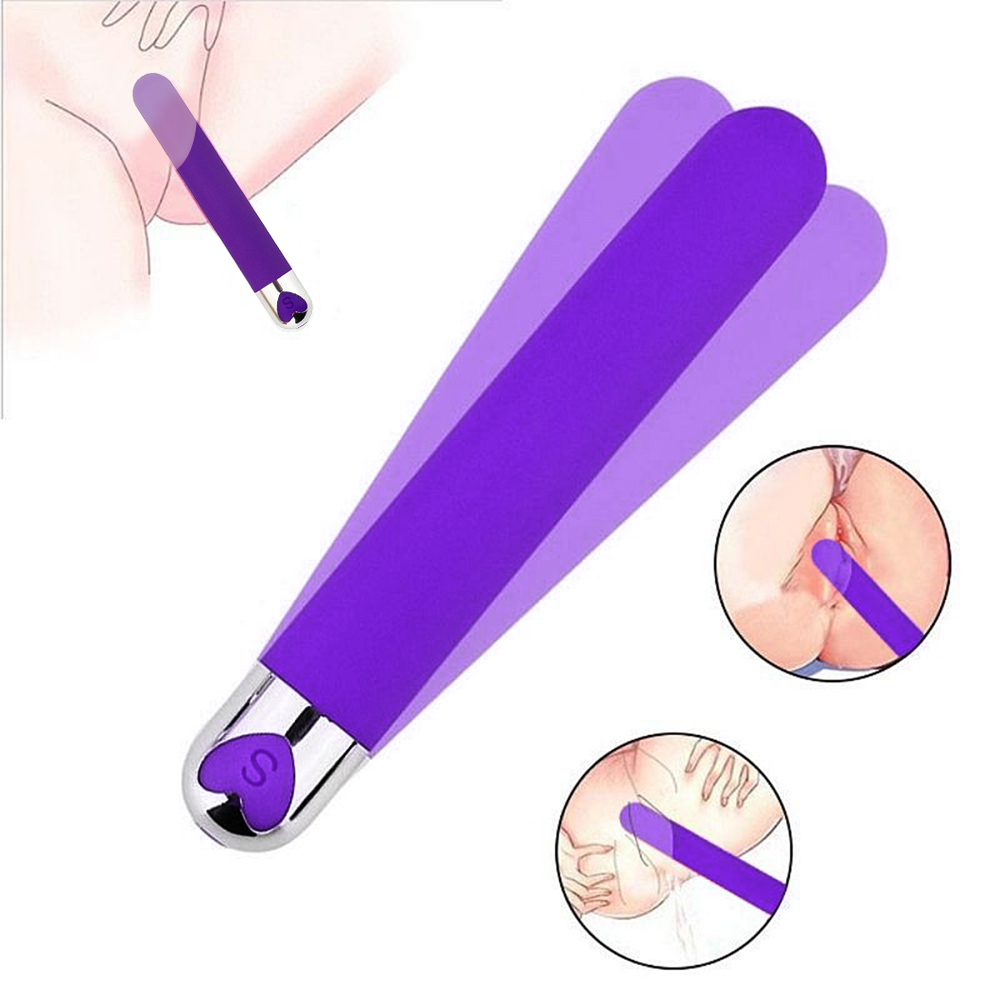 Vibrador Personal Recarreg�vel em Silicone com 10 Vibra��es Roxo em uso demonstrando versatilidade