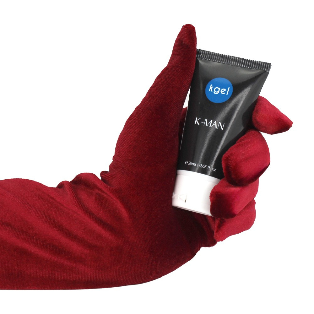 Gel Retardante e Intensificador de Ere��o K-Man 20ml na m�o com luva vermelha