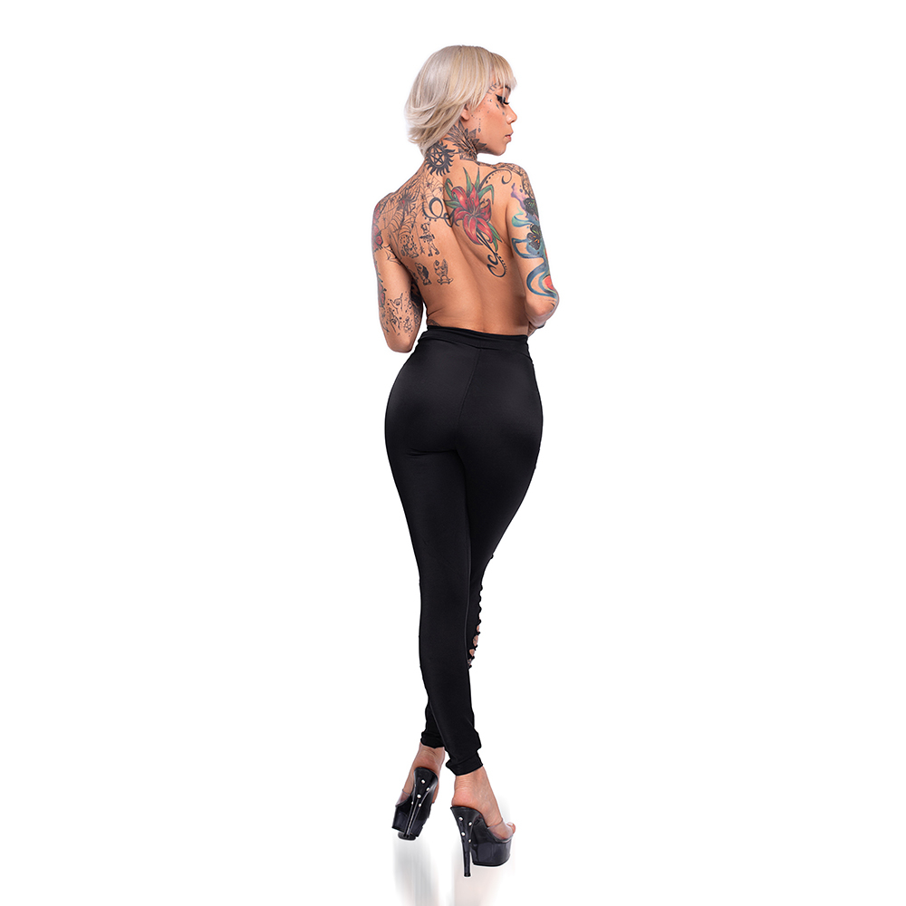 Cal�a Sensual Sexy Preta com Tiras Laterais - Vista Lateral Detalhada