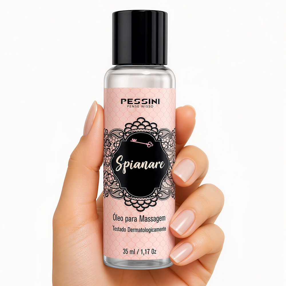 �leo para Massagem Corporal Spianare que Aquece Aroma Floral 35ml sendo segurado por uma m�o, destacando o tamanho compacto do frasco