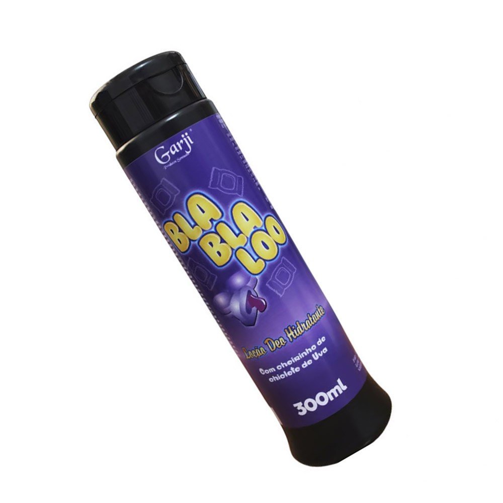 Lo��o Deo Hidratante BlaBlaLoo com Cheirinho de Chiclete de Uva 300ml em uma perspectiva mais aberta, destacando a totalidade do r�tulo e design da embalagem