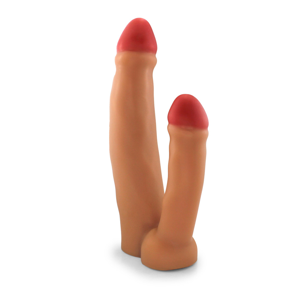 P�nis Duplo Gigante e Grosso G�meos em PVC Flex�vel bege, vista em diagonal.